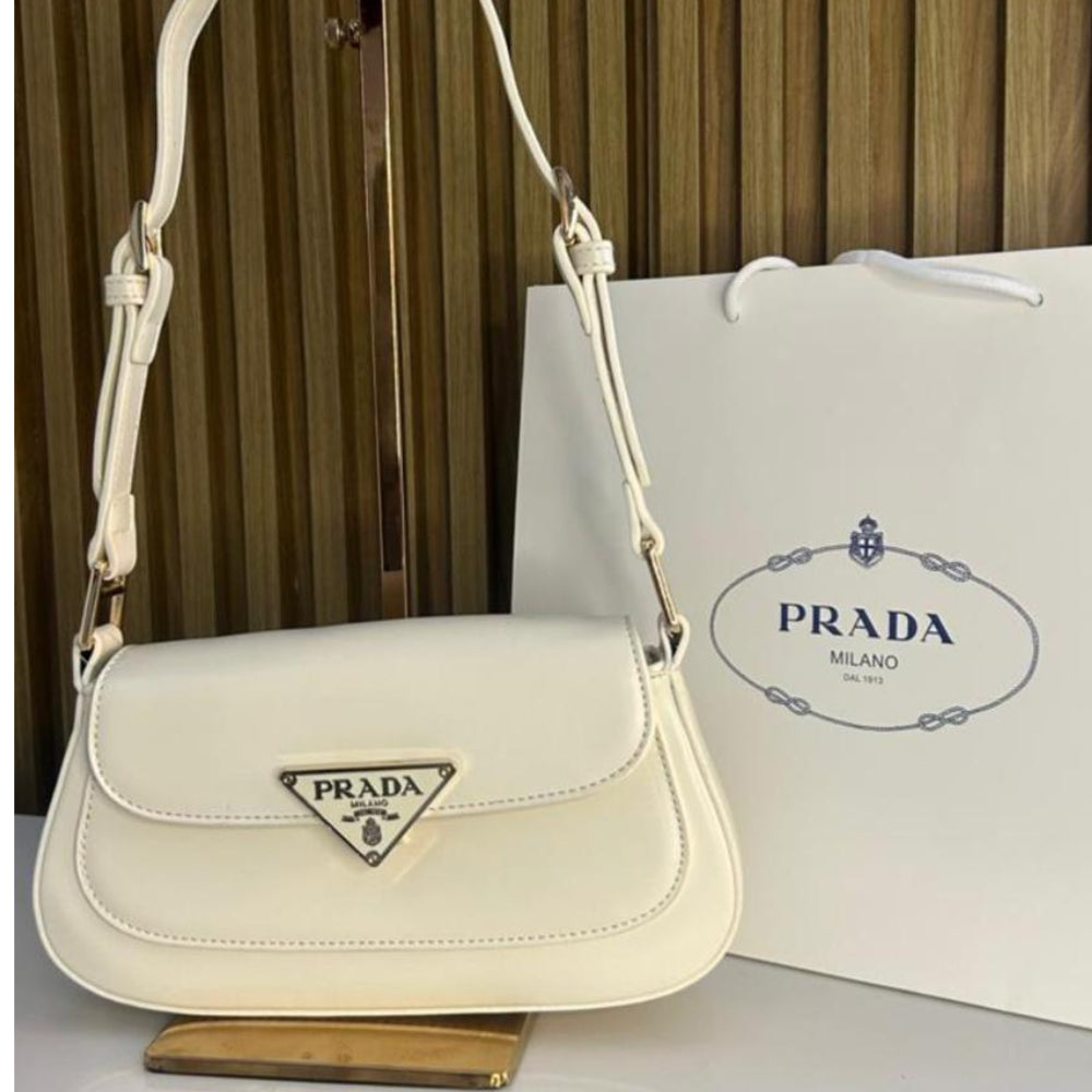 Bolsa de Couro Média Prada Saphira