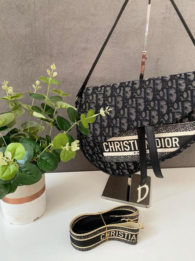 Bolsa de Ombro Christian Dior