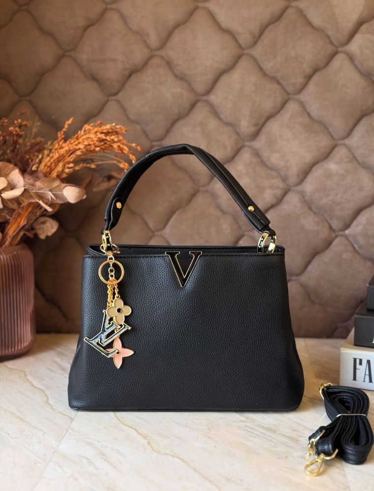 Bolsa LV com Pingentes